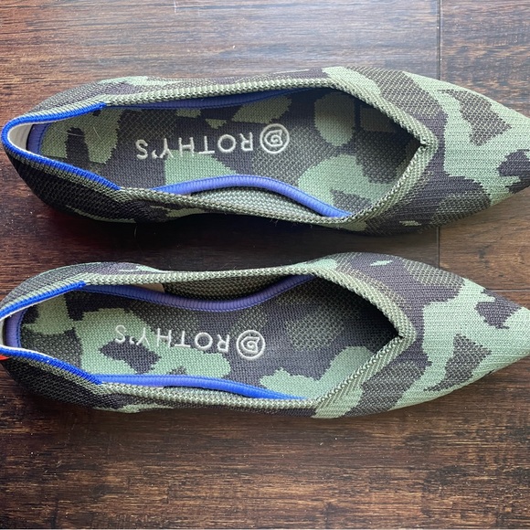 Rothy’s The Point camouflage flats - Picture 1 of 3